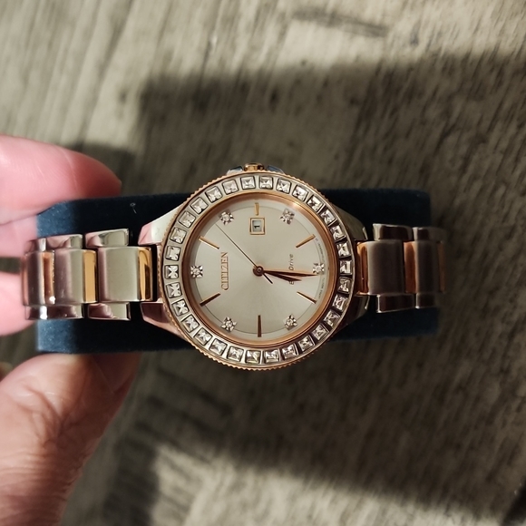 Eco Drive Citizen Watch NIB - Picture 5 of 6